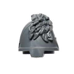 Warhammer 40K Games Workshop Space Wolves Wolf Guard Battle Leader Shoulder pad B