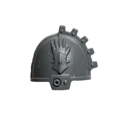 Warhammer 40K Games Workshop Space Marines Iron Hands Caanok Var Shoulder Pad Right